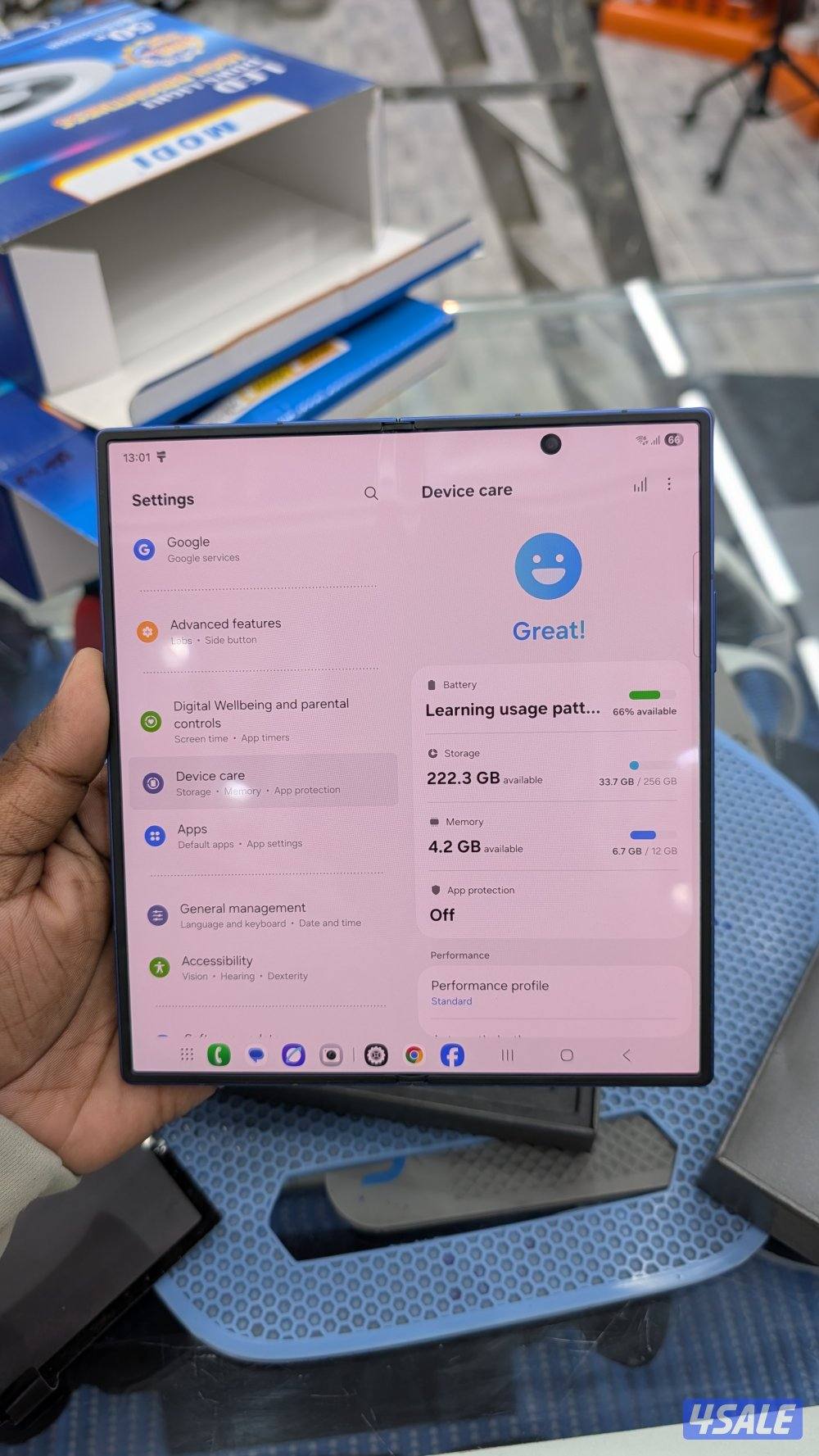Samsung Galaxy Fold 75