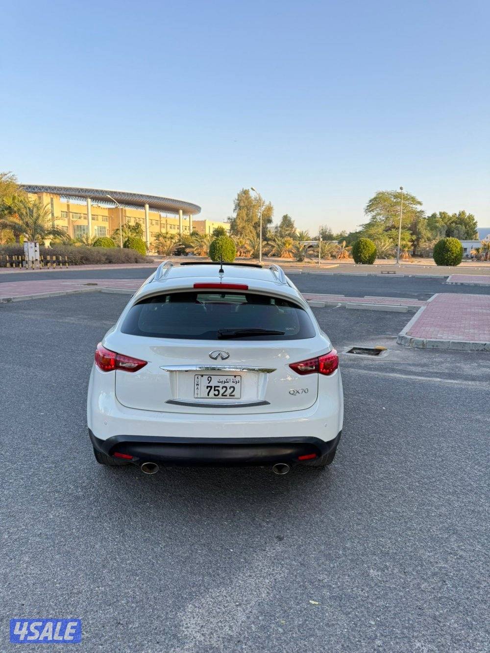 Qx70 موديل 2014 صبغ الوكاله ماشي 140الف فقط المالك الاول بحاله الوكاله4