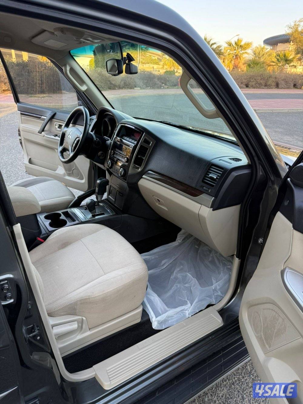 باجيرو 2022 قمه بالنظافه بحاله الوكاله شرط الفحص الكامل مكينه 350010