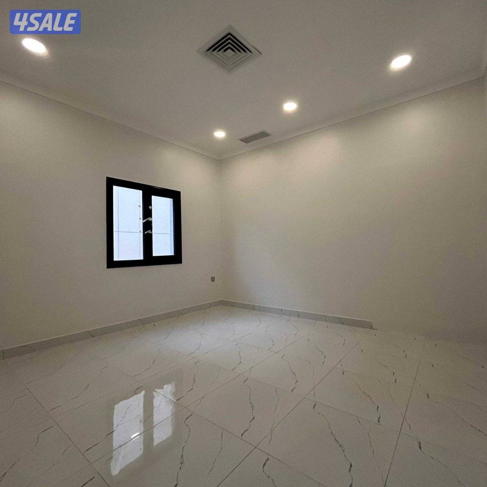 شقة سكنية للإيجار في الأندلس قطعة 32