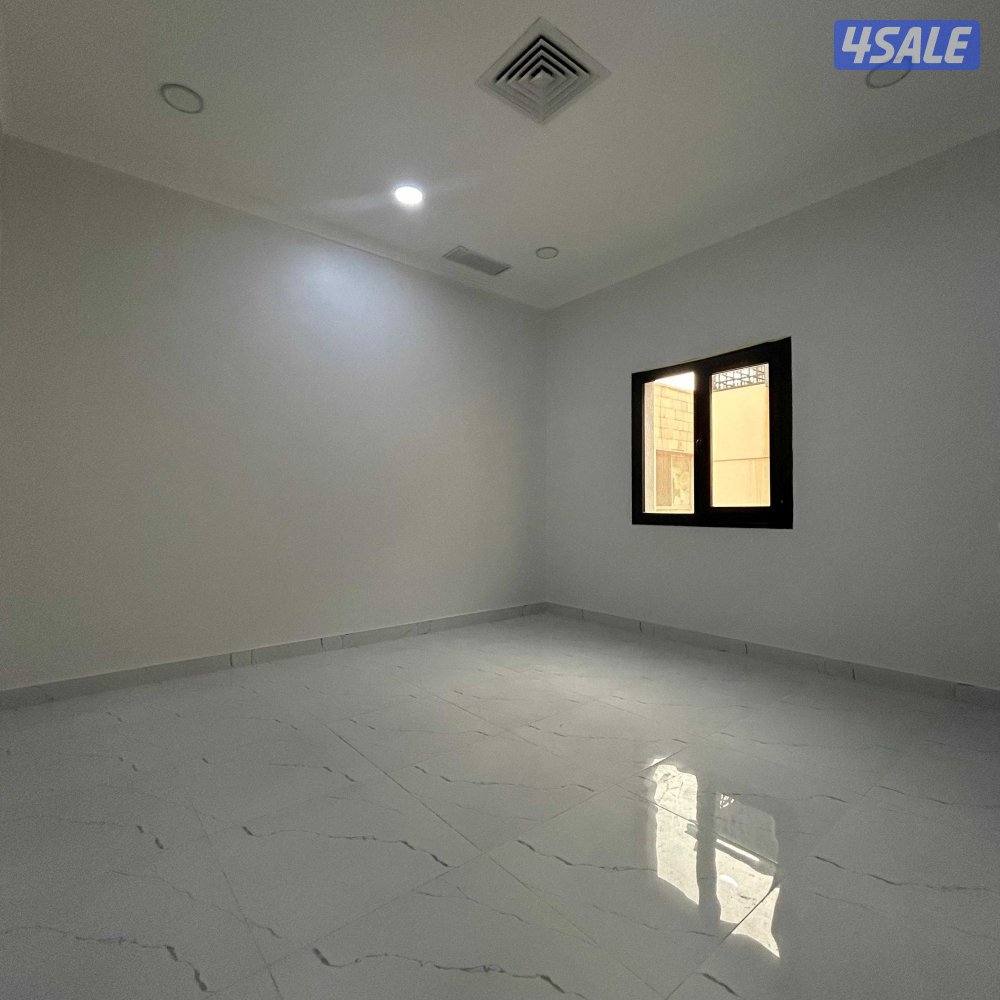 شقة سكنية للإيجار في الأندلس قطعة 33