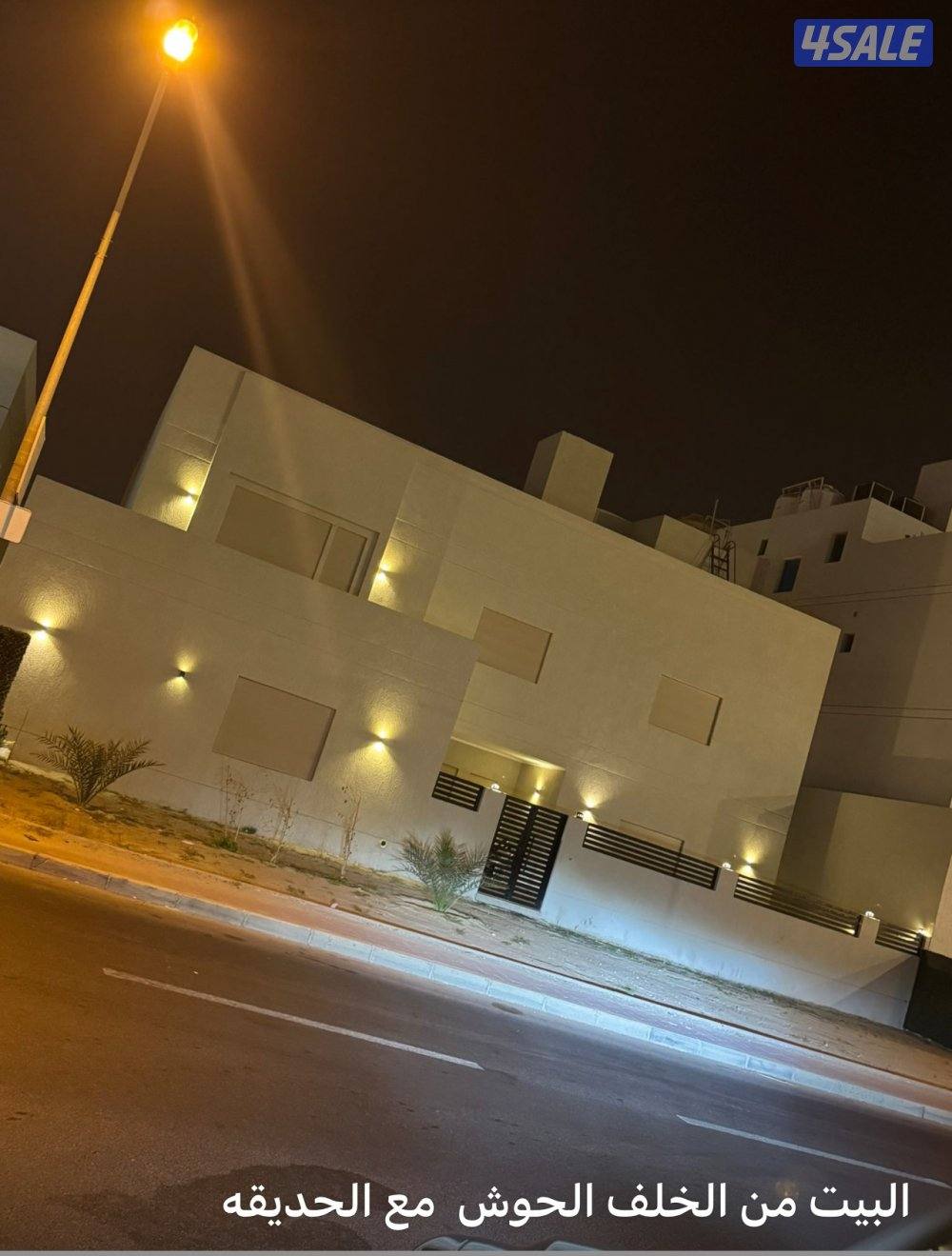 للبيع قسيمه دورين وربع بطن وظهر1