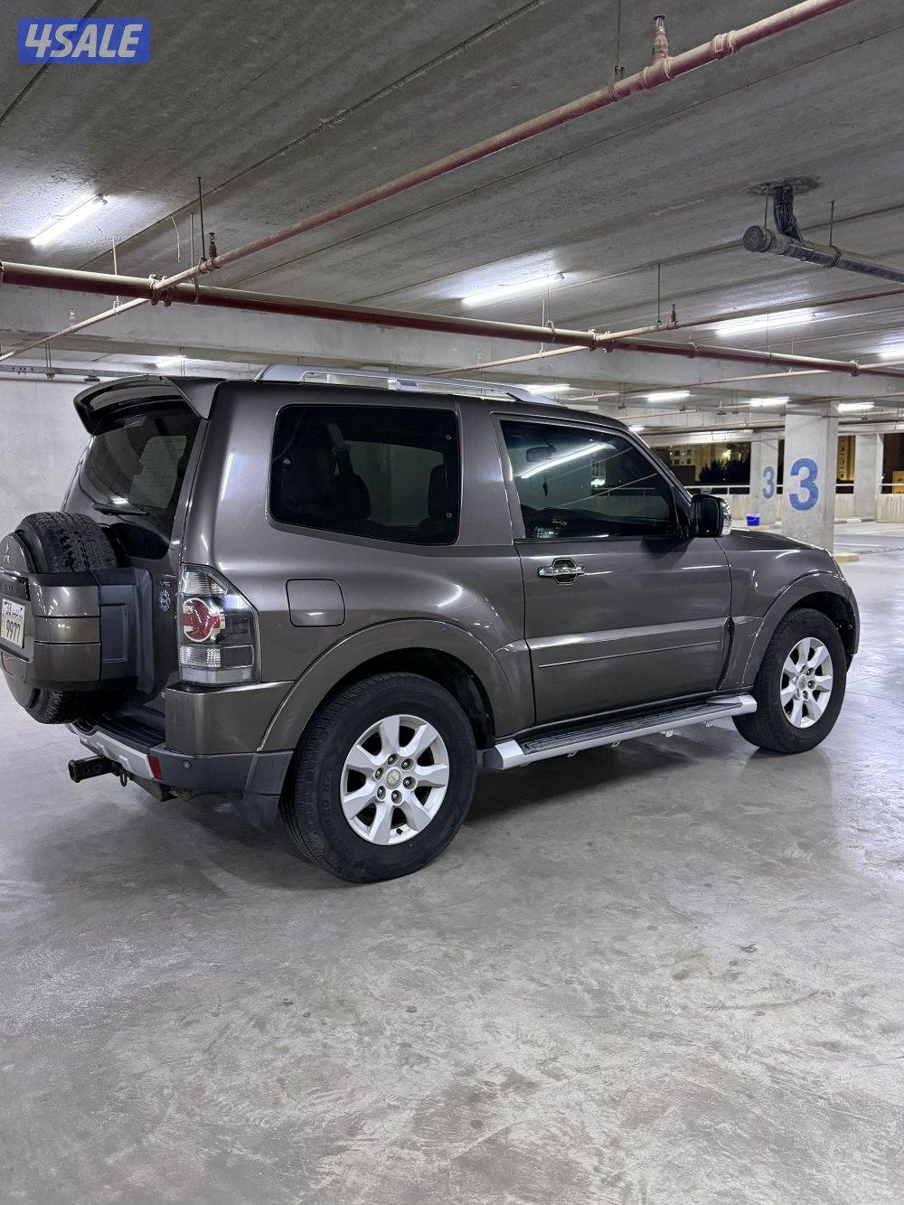 باجيرو 2009 GLS صبغة الوكالة باب واحد2