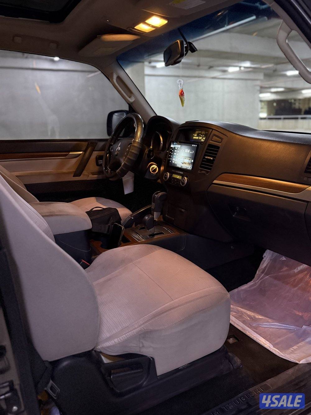 باجيرو 2009 GLS صبغة الوكالة باب واحد3