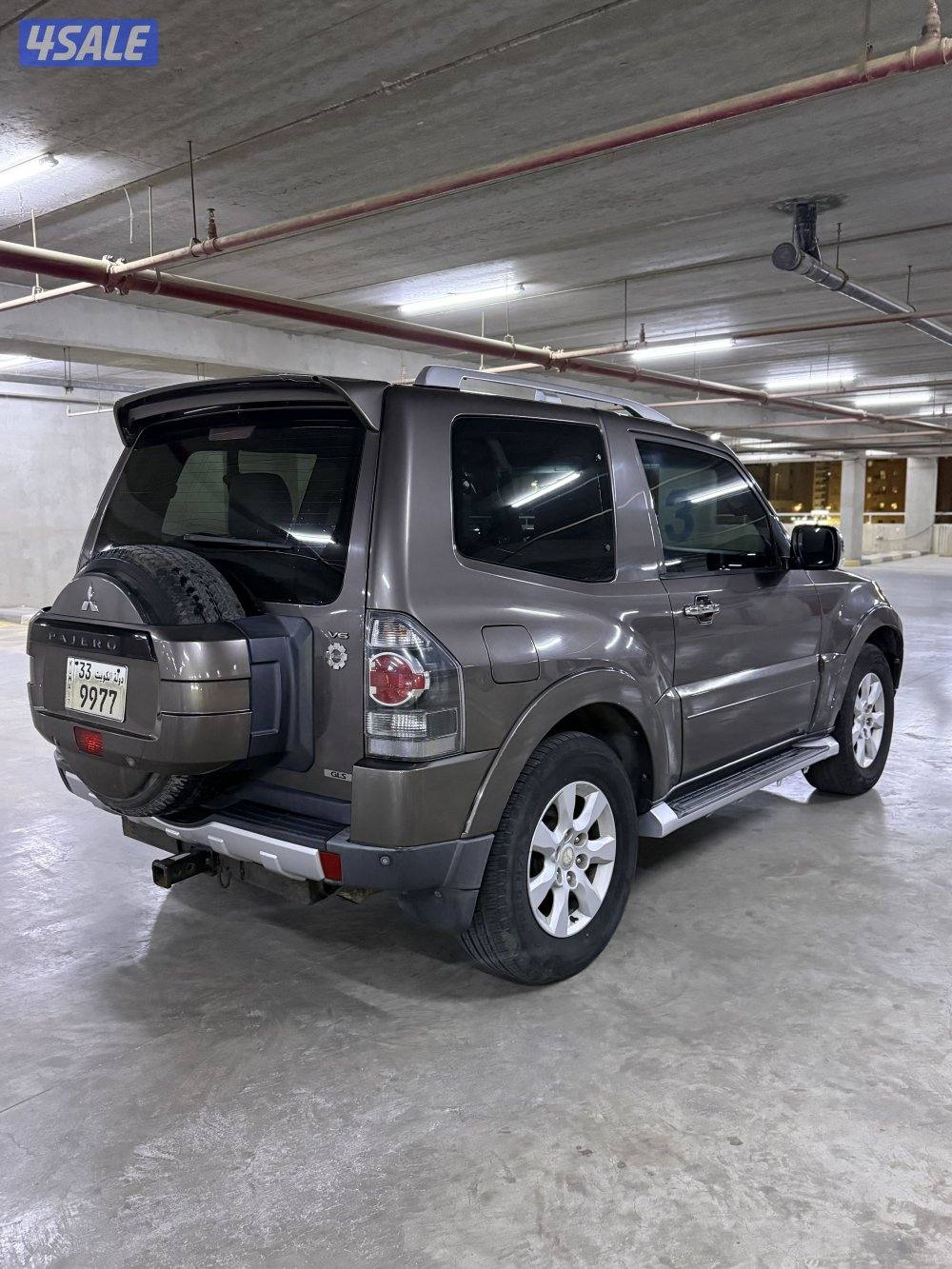 باجيرو 2009 GLS صبغة الوكالة باب واحد14