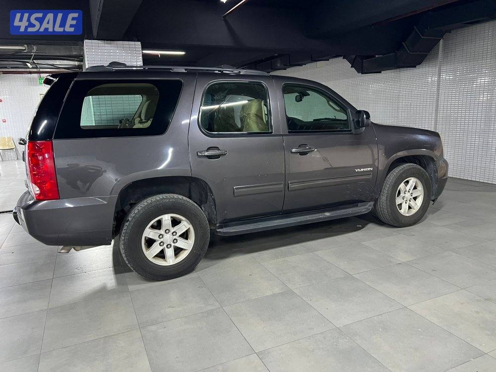 للبيع يوكن موديل ٢٠١١1