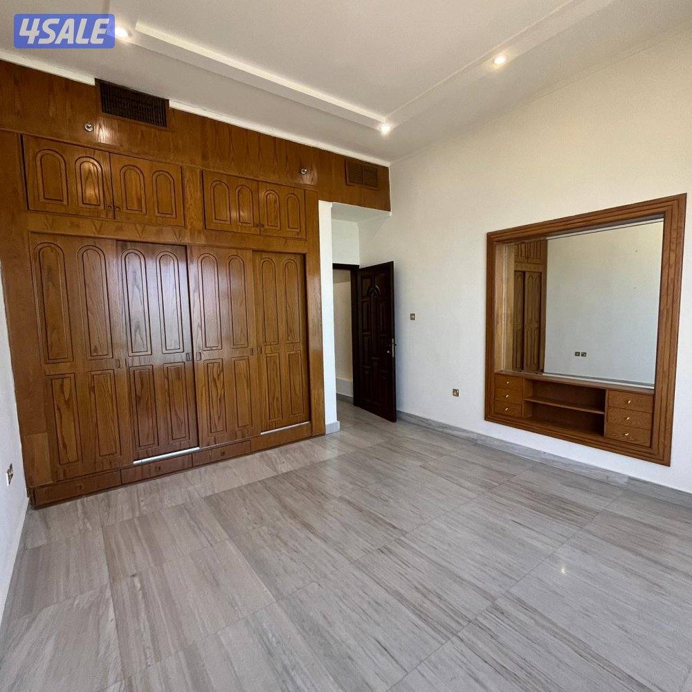 دور كامل إطلالة بحرية للإيجار في الشعب البحري قطعة 8 .1