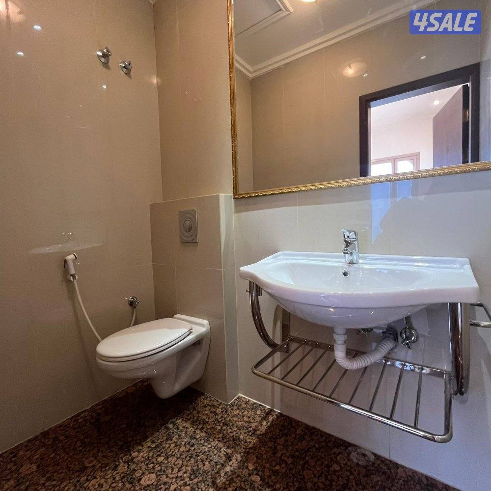 دور كامل إطلالة بحرية للإيجار في الشعب البحري قطعة 8 .6