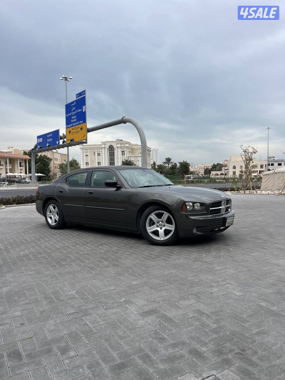للبيع دوج تشارجر موديل 20103