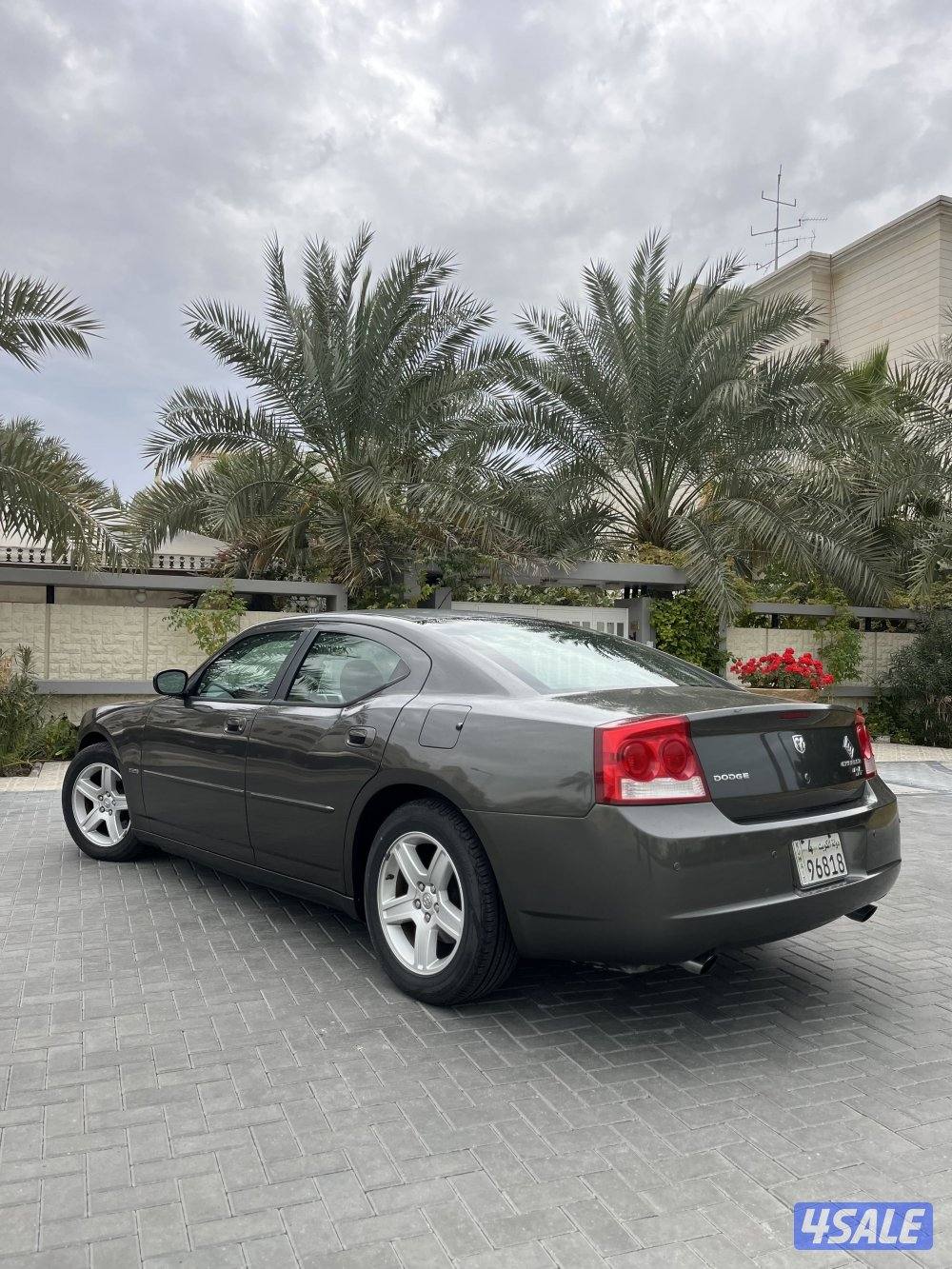 للبيع دوج تشارجر موديل 20106