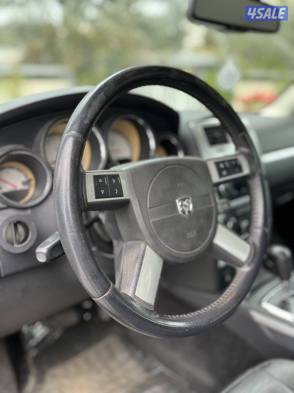 للبيع دوج تشارجر موديل 201011