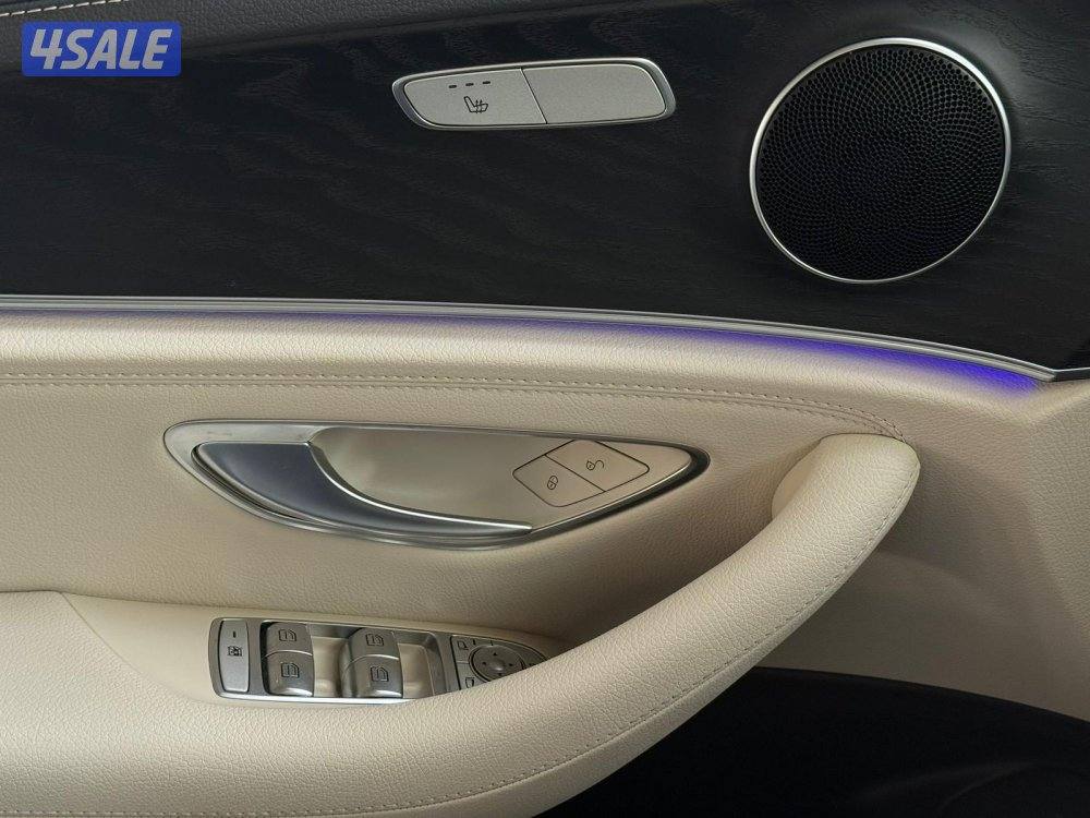 مرسيدسE200 مو2022 عداد57الف وارد الملا سيرفس منتظم10