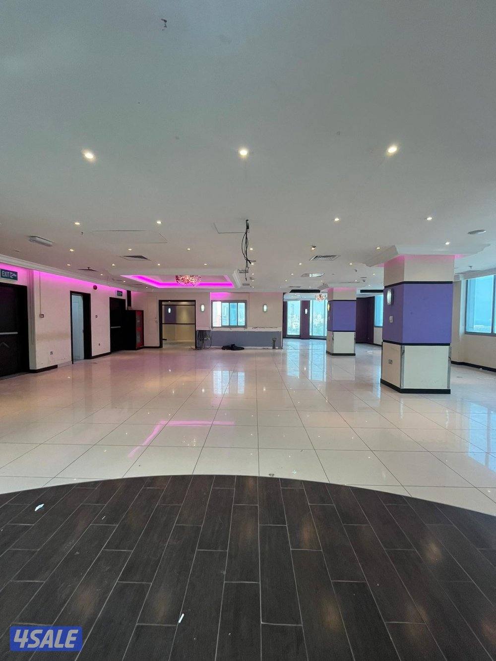 دور كامل تجاري إطلالة بحرية للإيجار في الفحيحيل .2