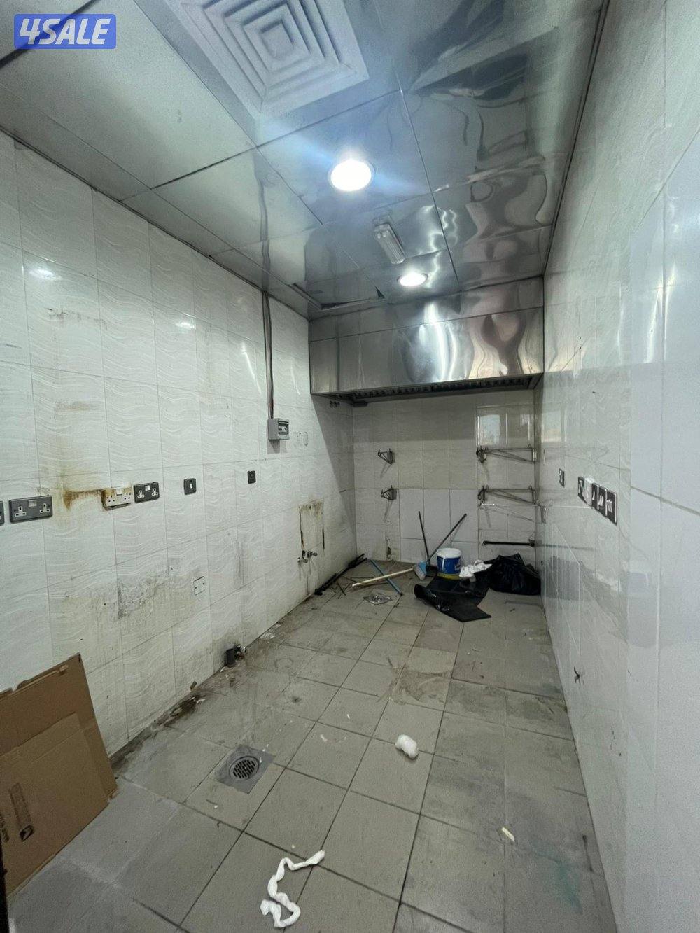 دور كامل تجاري إطلالة بحرية للإيجار في الفحيحيل .6