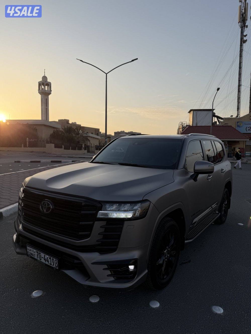 للبيع لاند كروزر 2023 ايرو اس تون تيربو الفل5