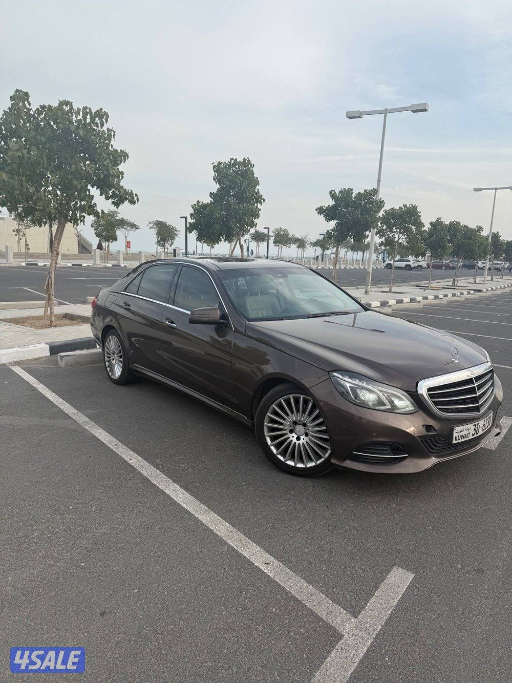 مرسيدس E300 موديل 20141