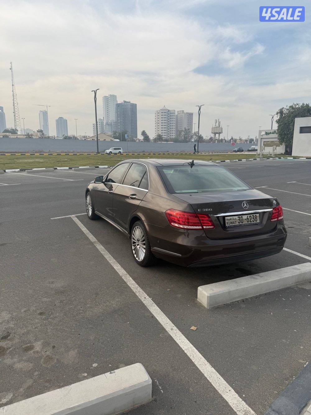 مرسيدس E300 موديل 20142