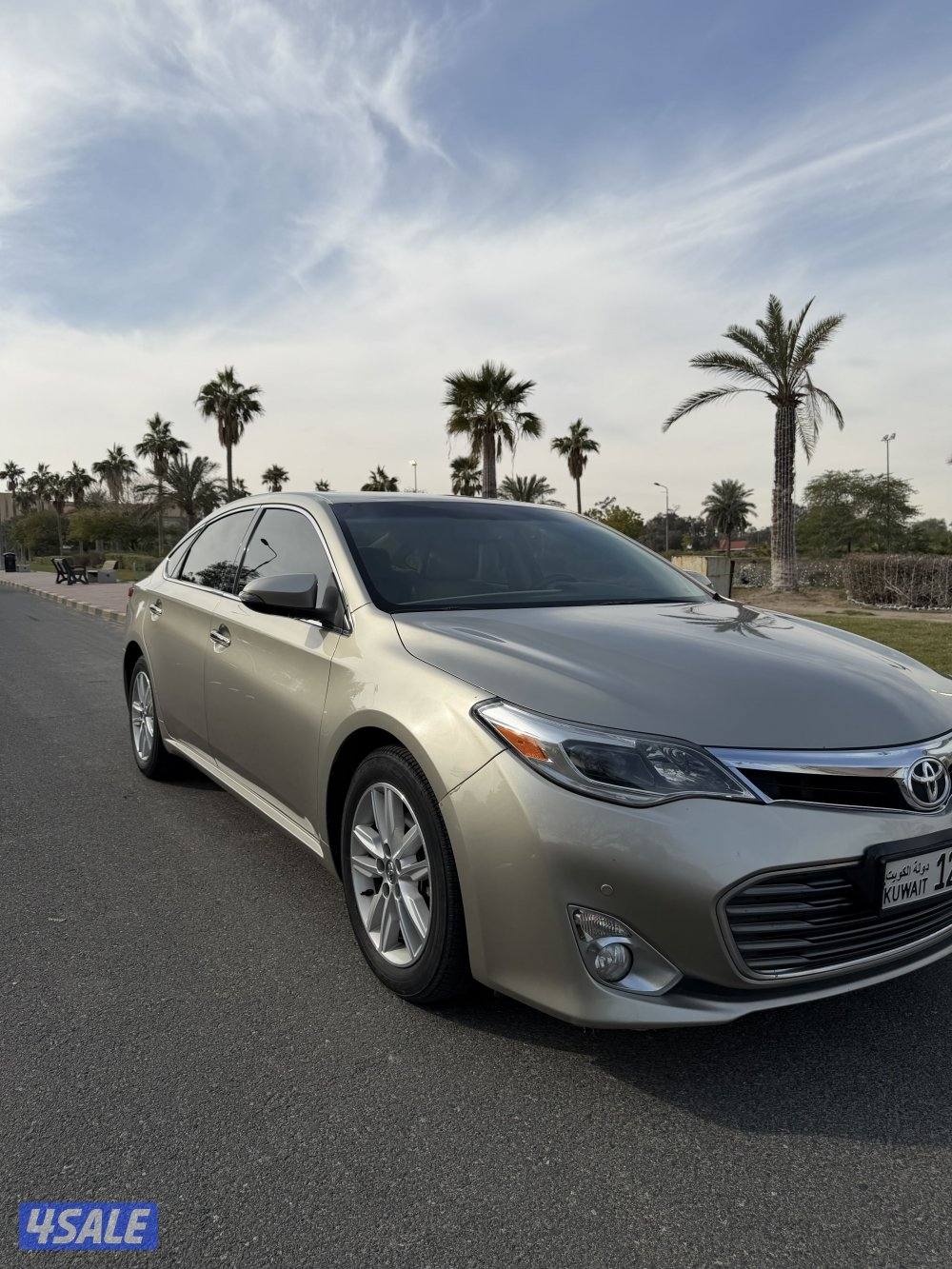 للبيع افالون موديل 20141