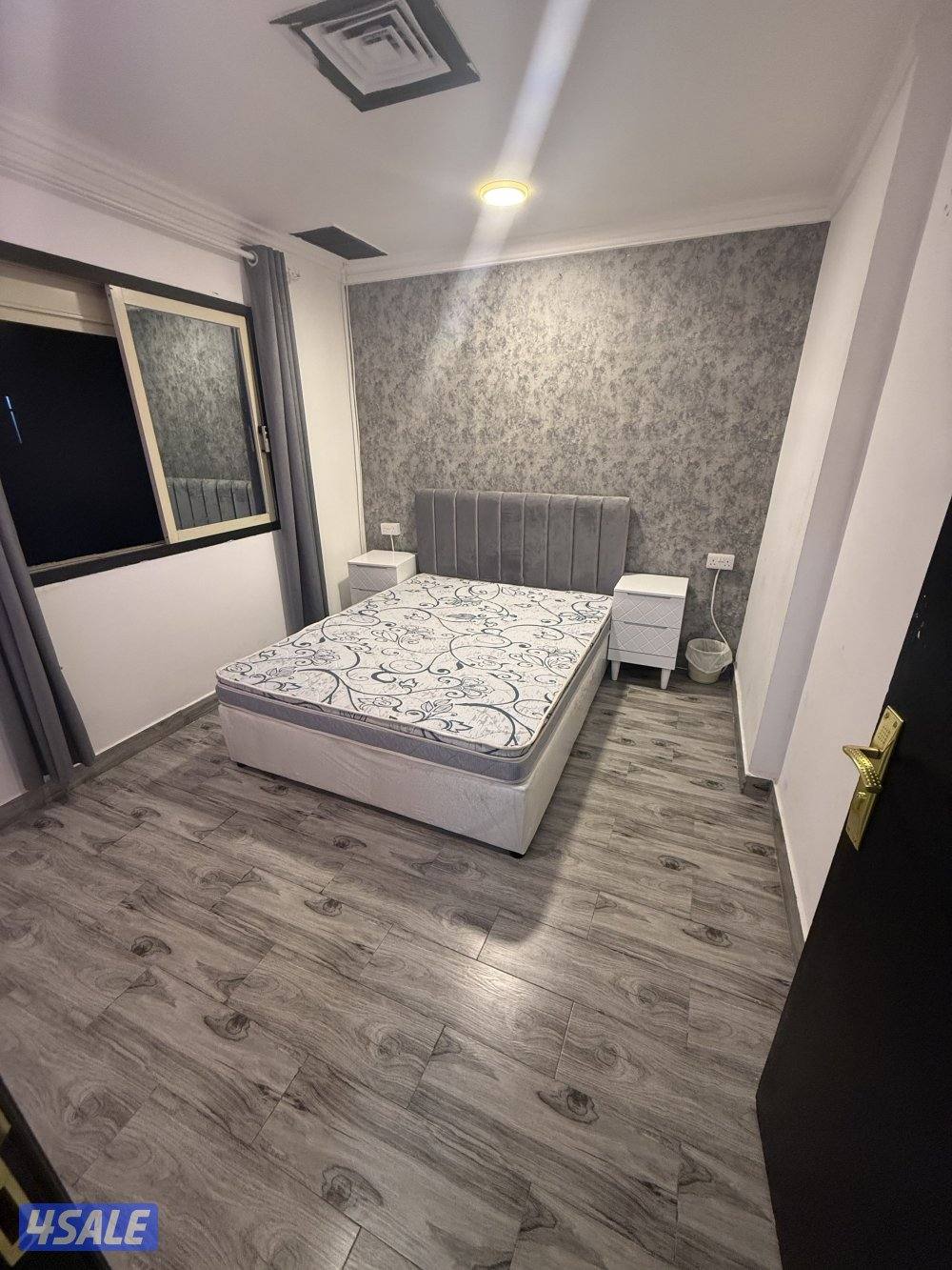 يوجد لدينا شقق الايجار غرفه وصاله ومطبخ وحمام تشطيب سوبر لوكس يوجد 🚙🚘5