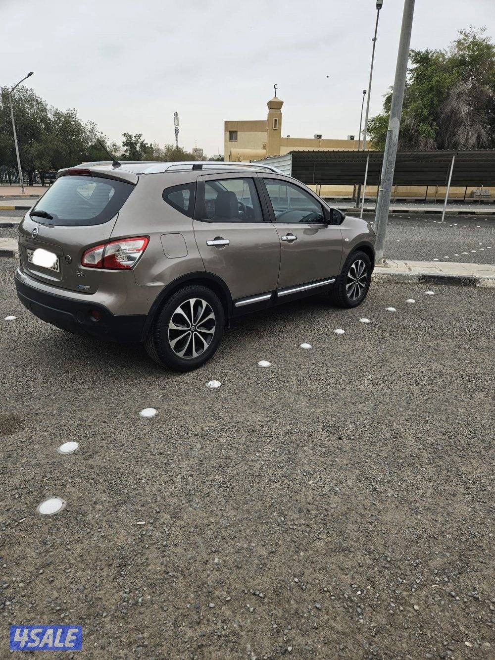 نيسان قشقاي مويل ٢٠١٢0