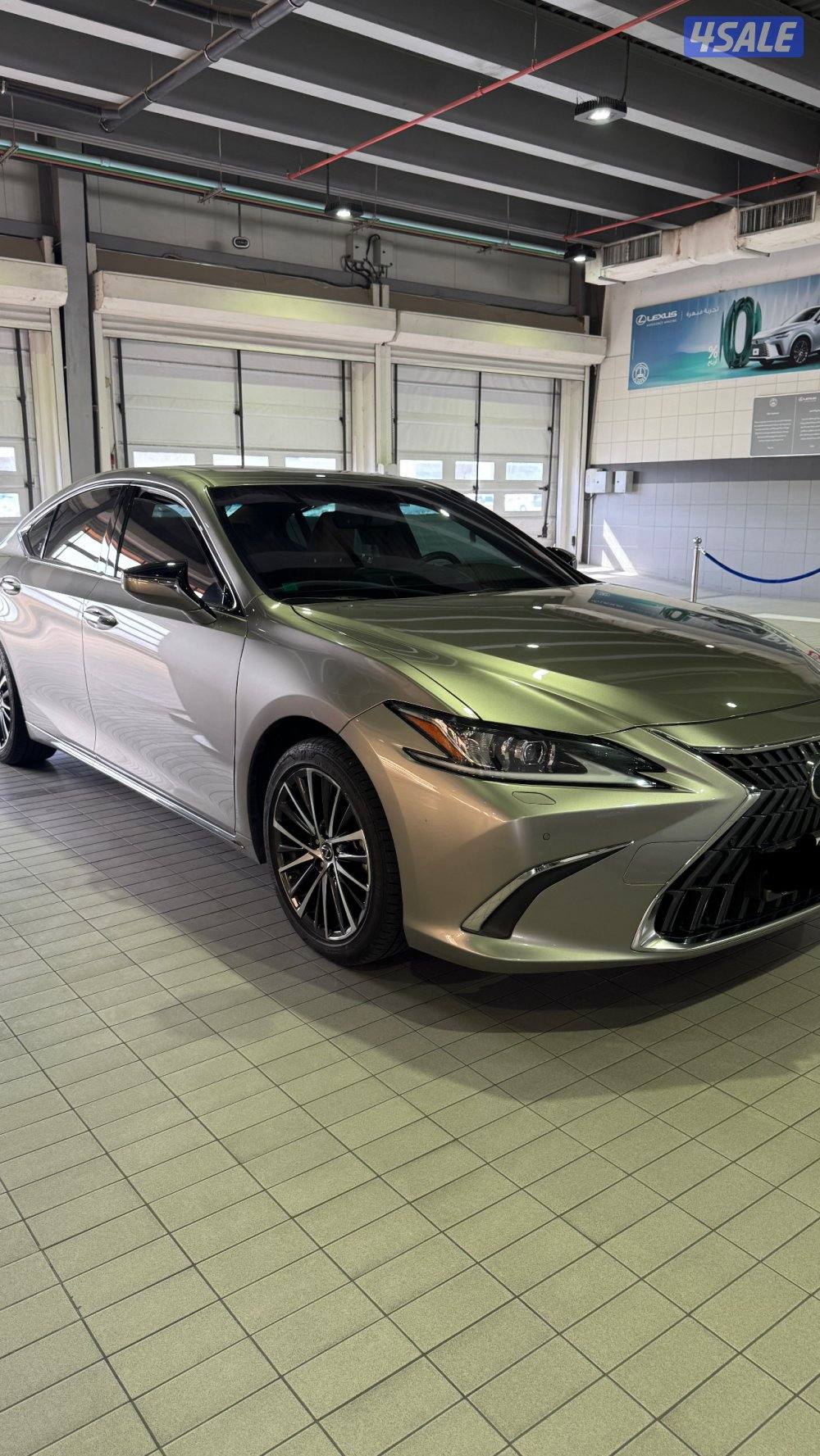 للبيع لكزس ES 2505