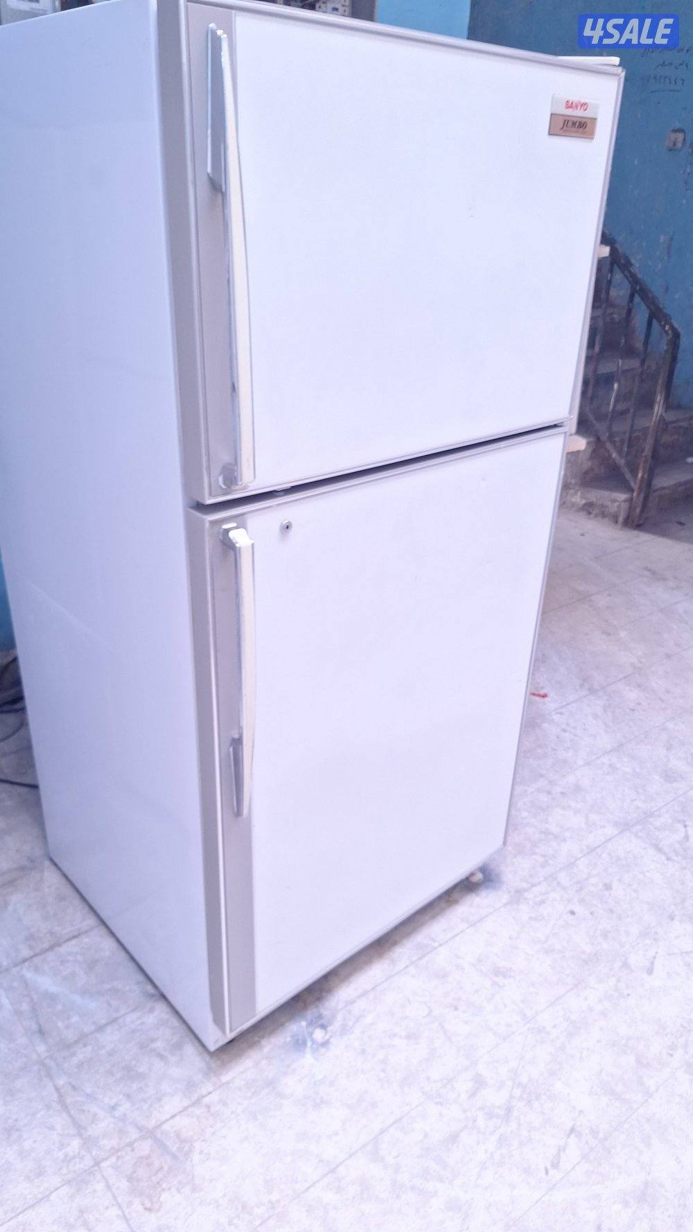 بيع ثلاجه سانيو ياباني 26قدم بحاله ممتازه جدا مع التوصيل والكفاله3