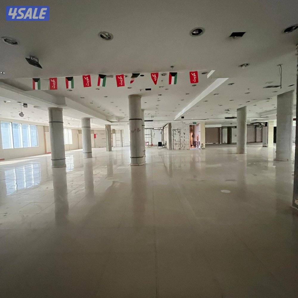 دور كامل تجاري للإيجار في العقيلة .5