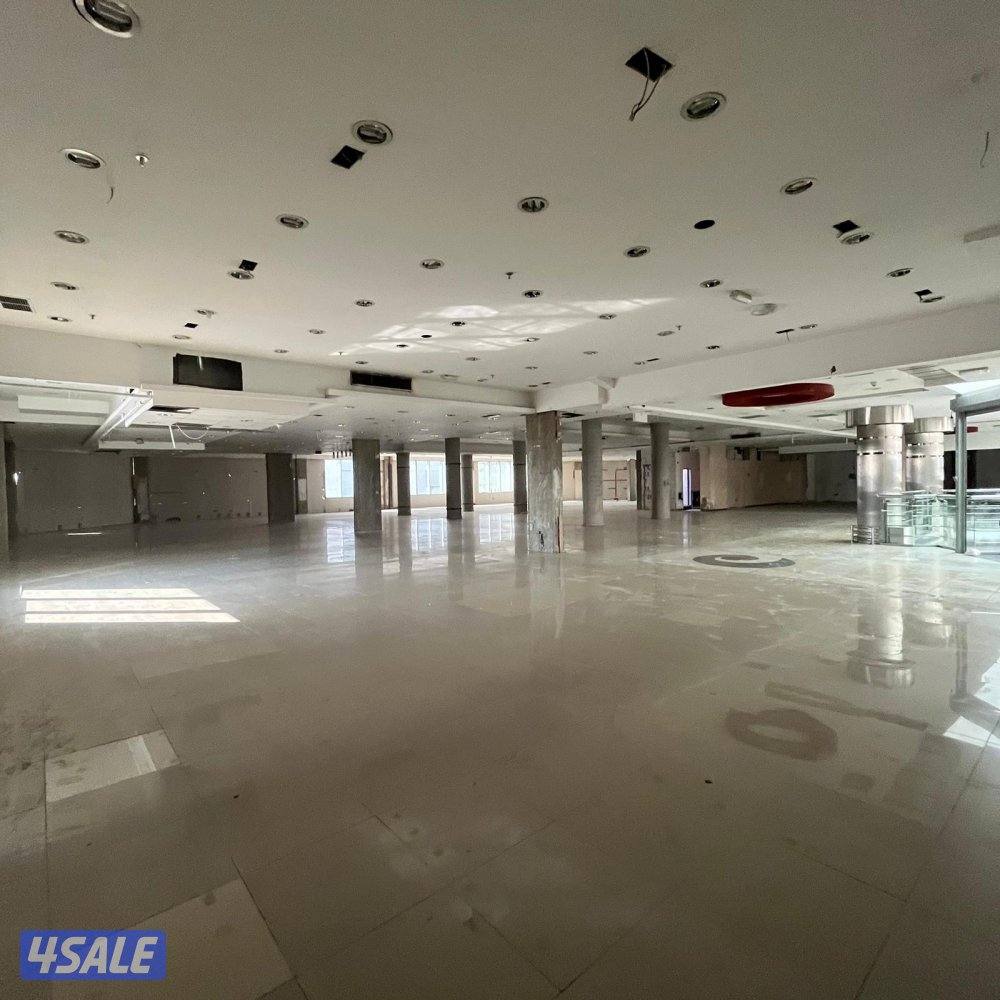 دور كامل تجاري للإيجار في العقيلة .4