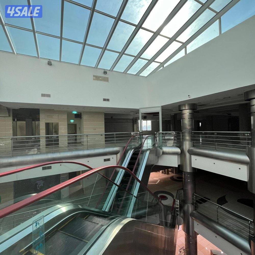 دور كامل تجاري للإيجار في العقيلة .8