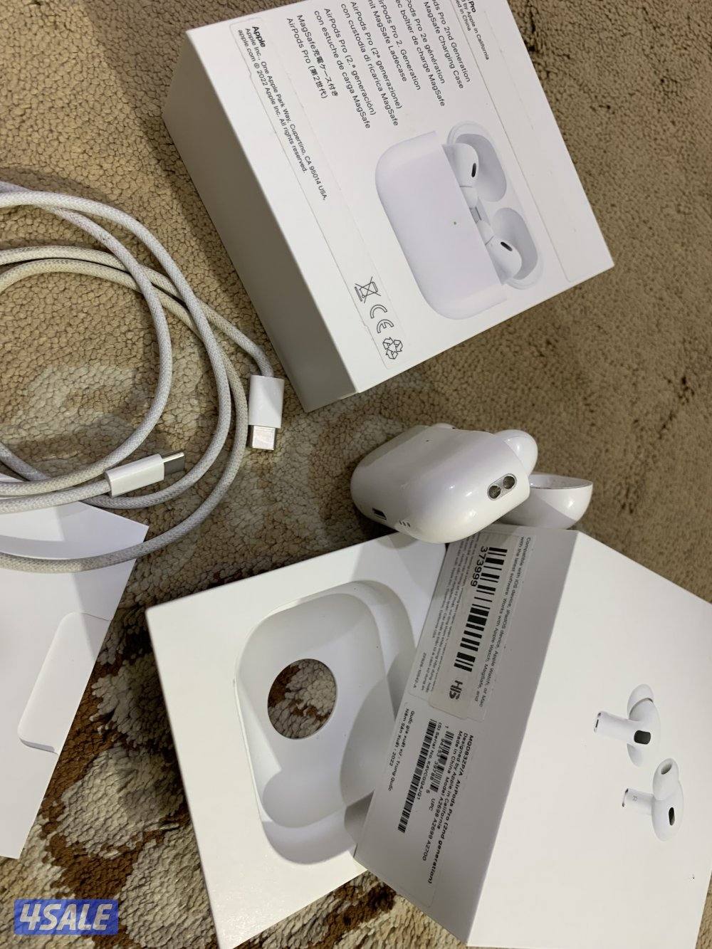 سماعة أبل ايربود برو تو 2 نظيفة جدا جدا مع الكرتون فيها عازل صوت2