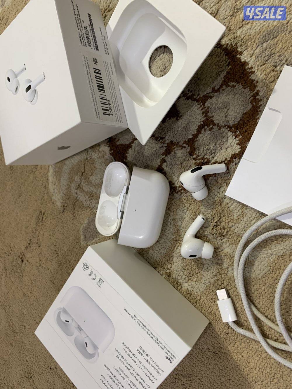 سماعة أبل ايربود برو تو 2 نظيفة جدا جدا مع الكرتون فيها عازل صوت7