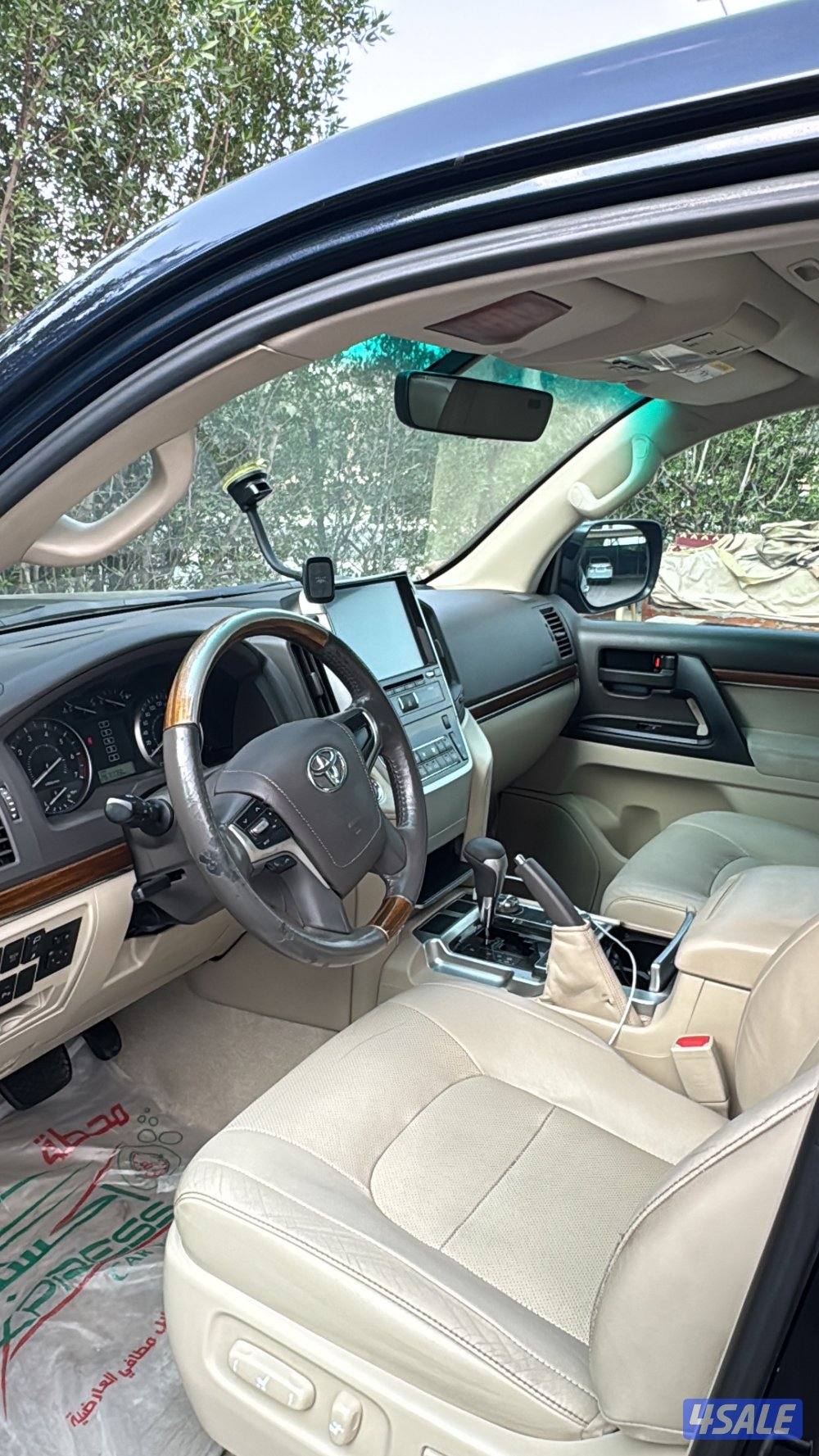 للبيع لاند0