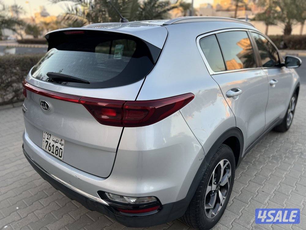 كيا سبورتاج 2020 بحالة ممتازة3