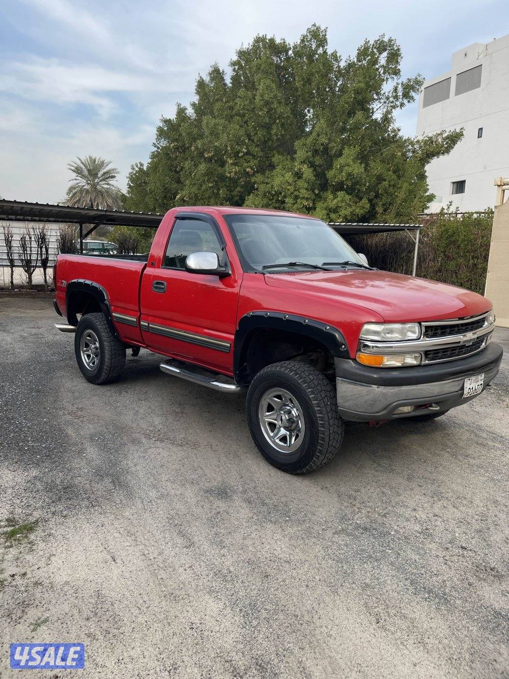 للبيع سيلفرادو موديل 2000صبغ الوكاله ما عدا قطعه شرط الفحص بيع سريعة4