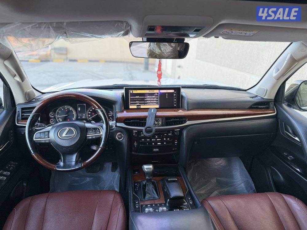 لكزس LX570 - موديل 2018 - عداد 317 - وارد الساير - الدرجه الأولى9