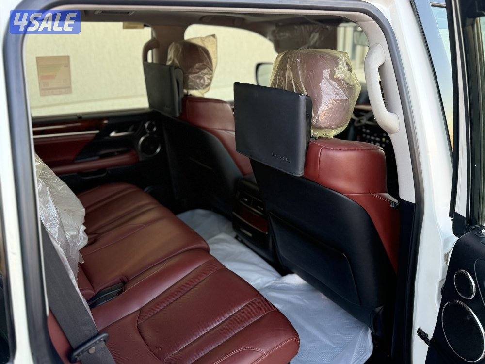 لكزس LX570 - موديل 2018 - عداد 317 - وارد الساير - الدرجه الأولى11