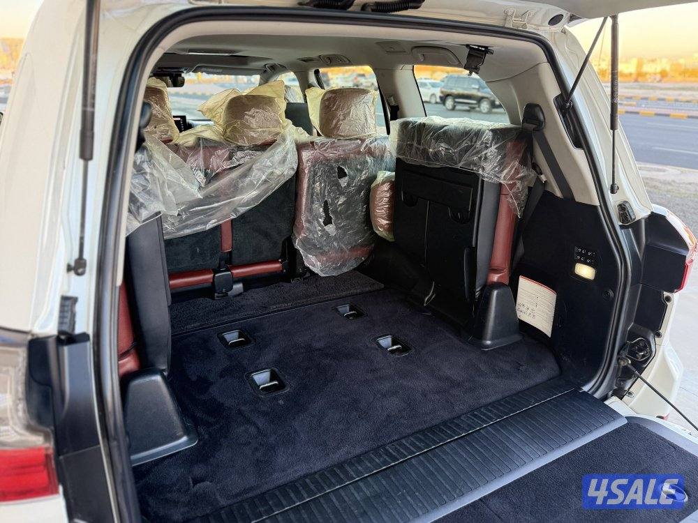 لكزس LX570 - موديل 2018 - عداد 317 - وارد الساير - الدرجه الأولى12