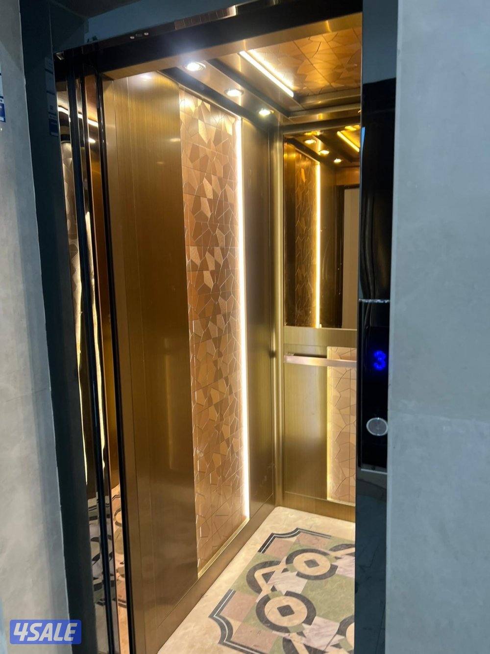 موقع مميز شقة سطح كبير2