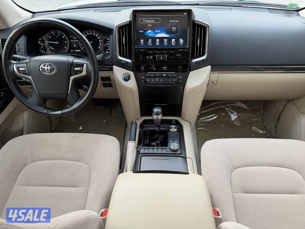 لاندكروس قراند تورنق 2021 عداد 110 الف 8 سلندر سقنيجر ايت صبغ الوكالة1