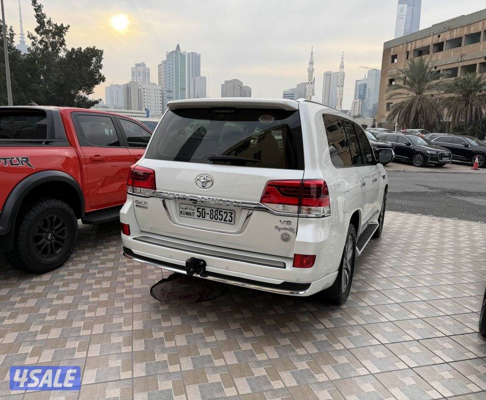 لاندكروس قراند تورنق 2021 عداد 110 الف 8 سلندر سقنيجر ايت صبغ الوكالة3