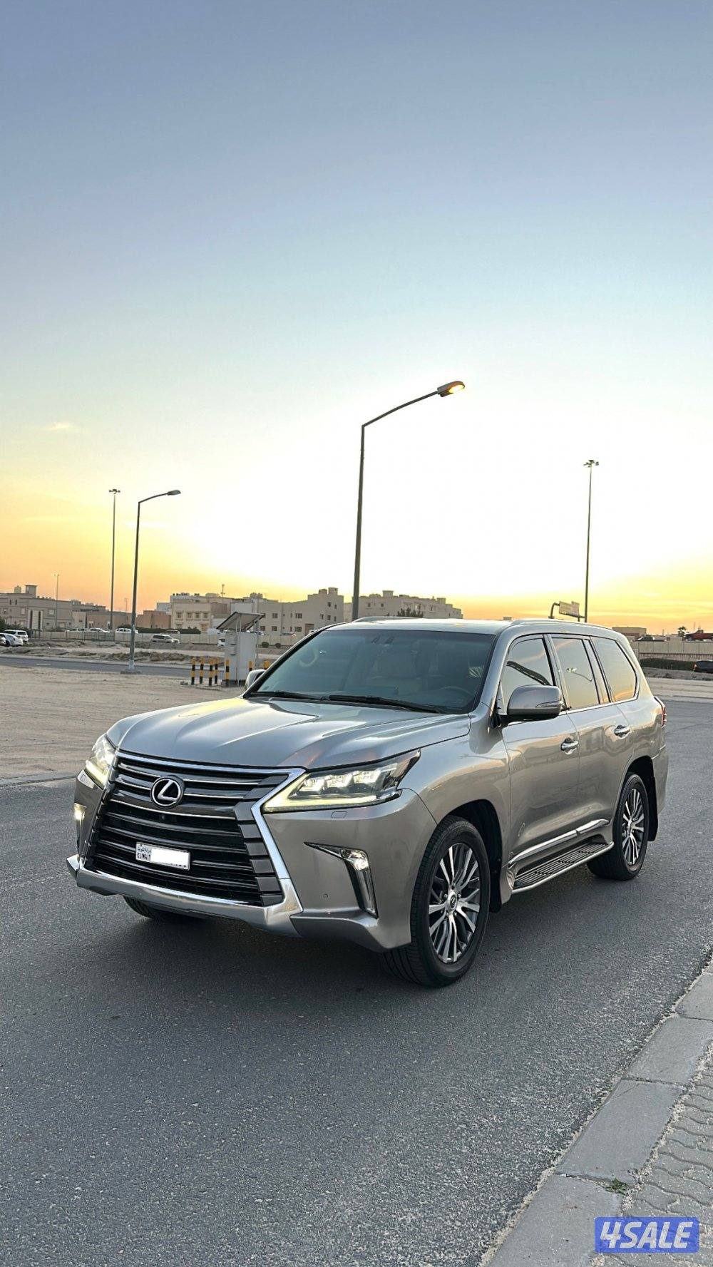 لكزس LX570 موديل 20161