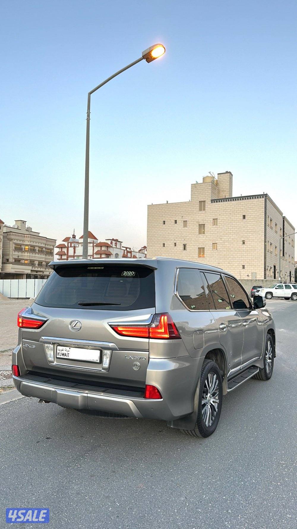 لكزس LX570 موديل 20162