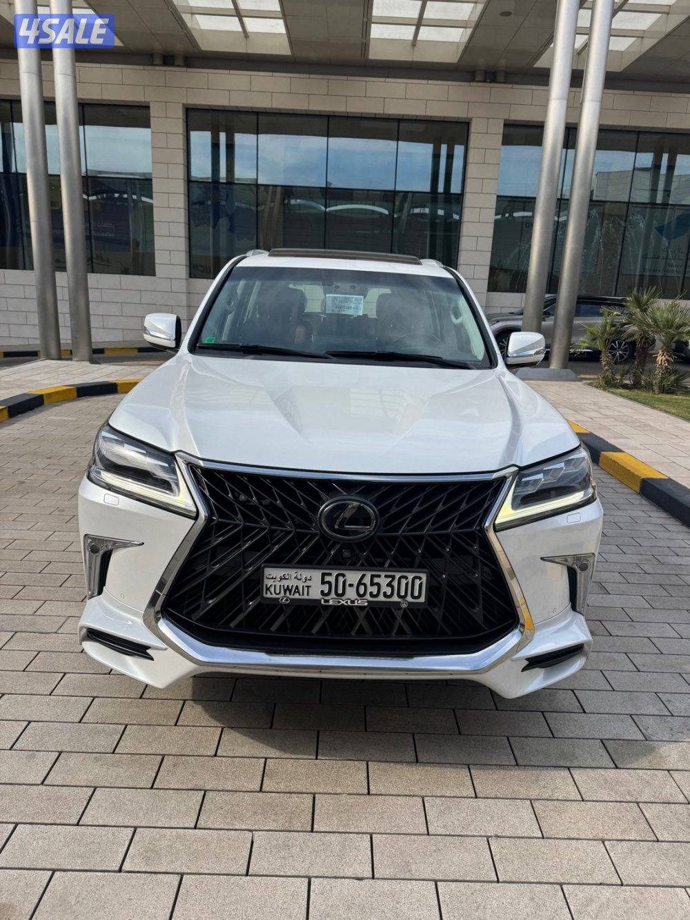 لكزسLX570 الدرجه الاولى صبغ الوكاله بحاله ممتازه.4