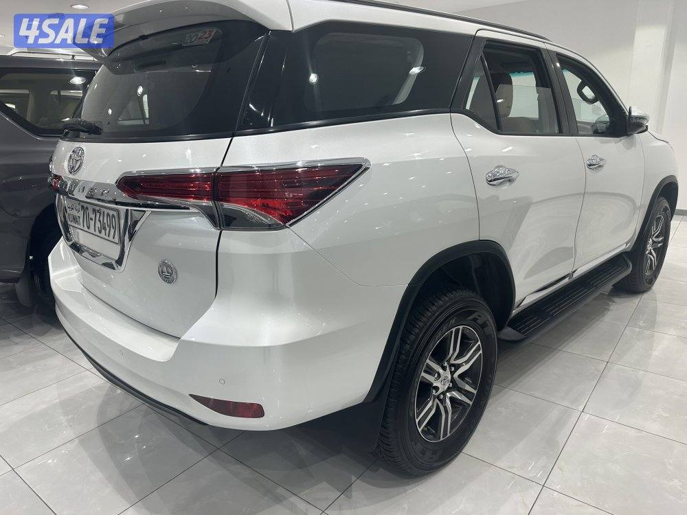 تويوتا فورتينر موديل 20233