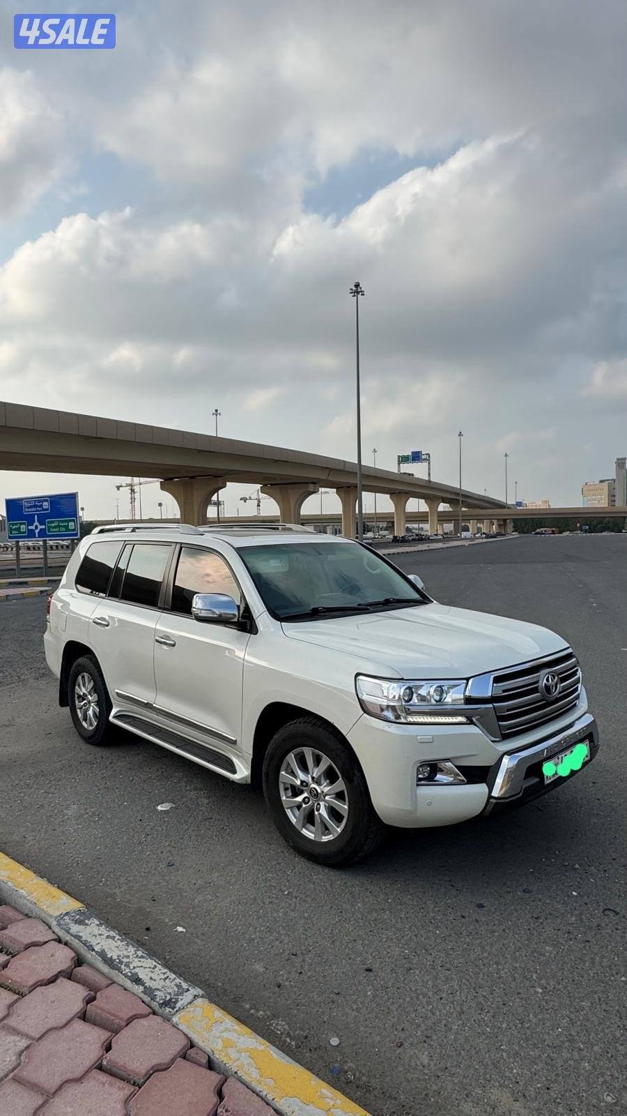 للبيع لاند كروزر ٦ سلندر4