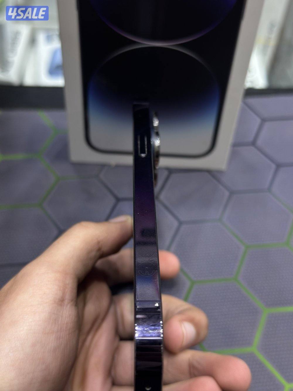 IPhone 14 Pro Max neat and clean condition storage: 256 GB0