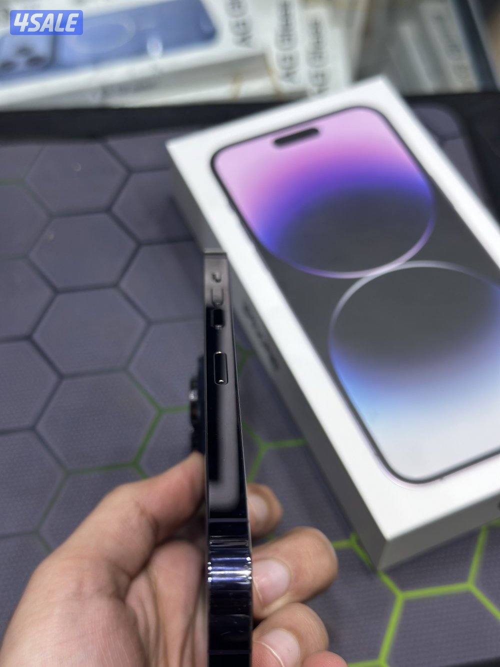 IPhone 14 Pro Max neat and clean condition storage: 256 GB2