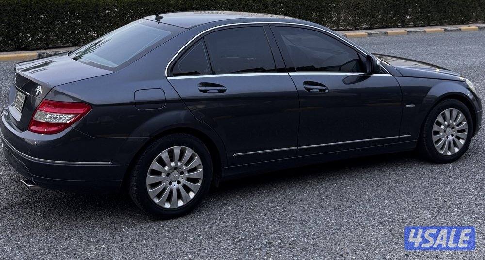 للبيع مرسيدسC2302