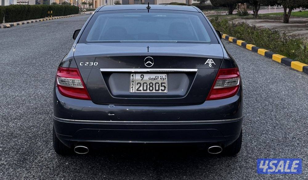 للبيع مرسيدسC2303