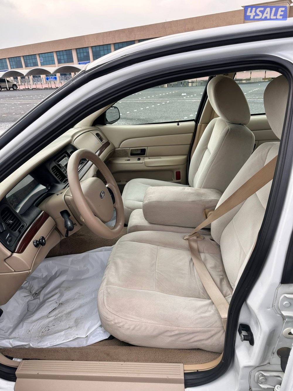 فورد - فكتوريا موديل 2011 عداد 200 🔥4